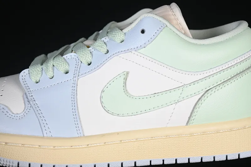 All categories Air Jordan Jordan series basketball shoes Air Jordan 1 Low Air Jordan 1 Low AJ1 Joe 1 light blue color matching low-top cultural casual sneakers DC0774-108